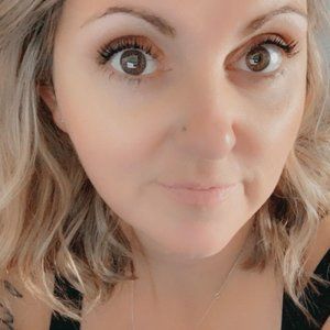 Meet your Posher, Kendra